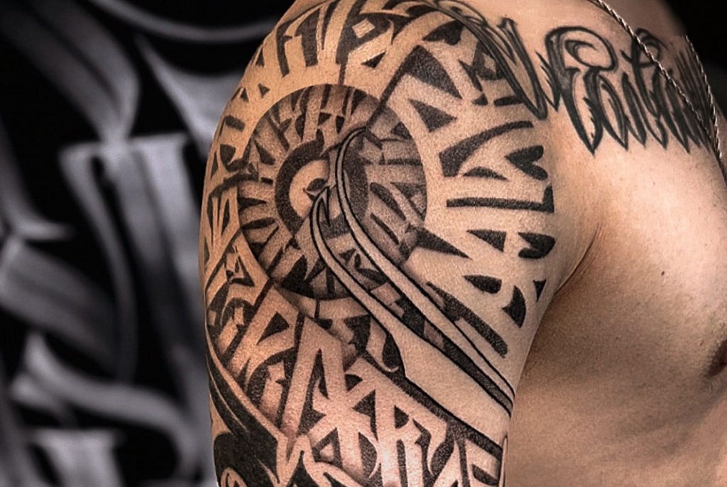Леттеринг-тату в Королёве — стильные надписи от мастеров LA TATTOO